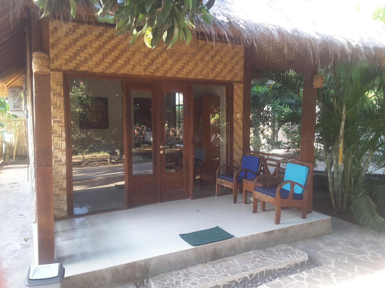 Si Pitung Village Gili Air Exterior photo